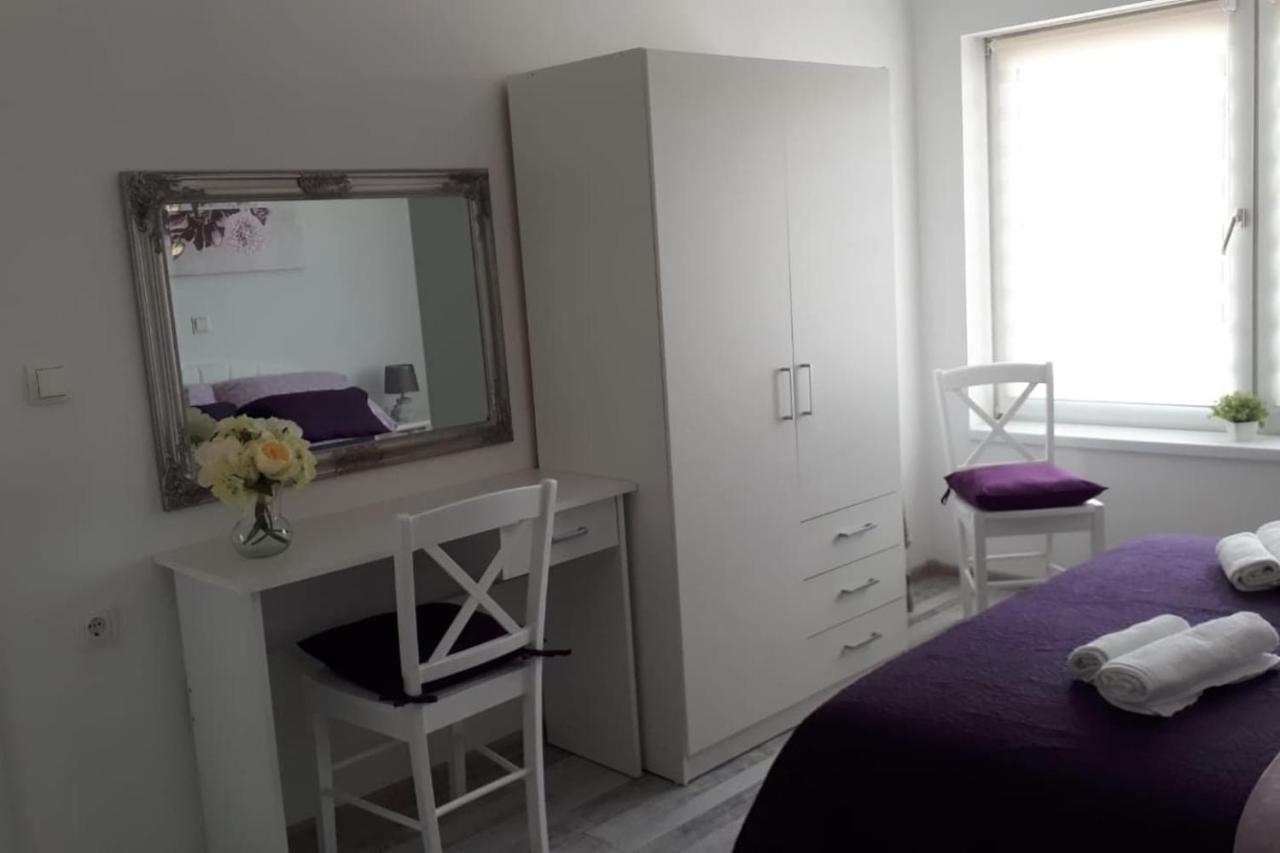 Apartman Lidija Dinjiška 외부 사진