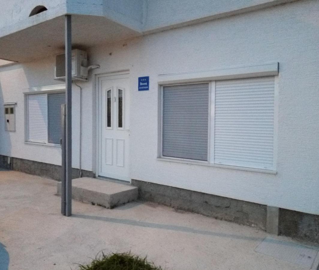 Apartman Lidija Dinjiška 외부 사진